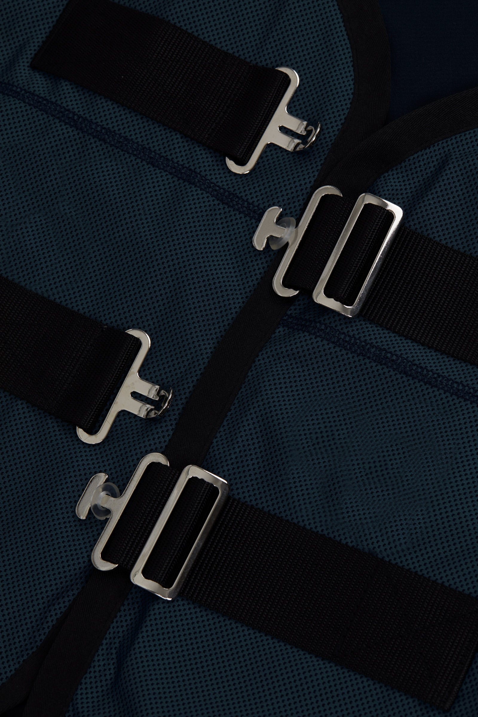 Pack shot 2