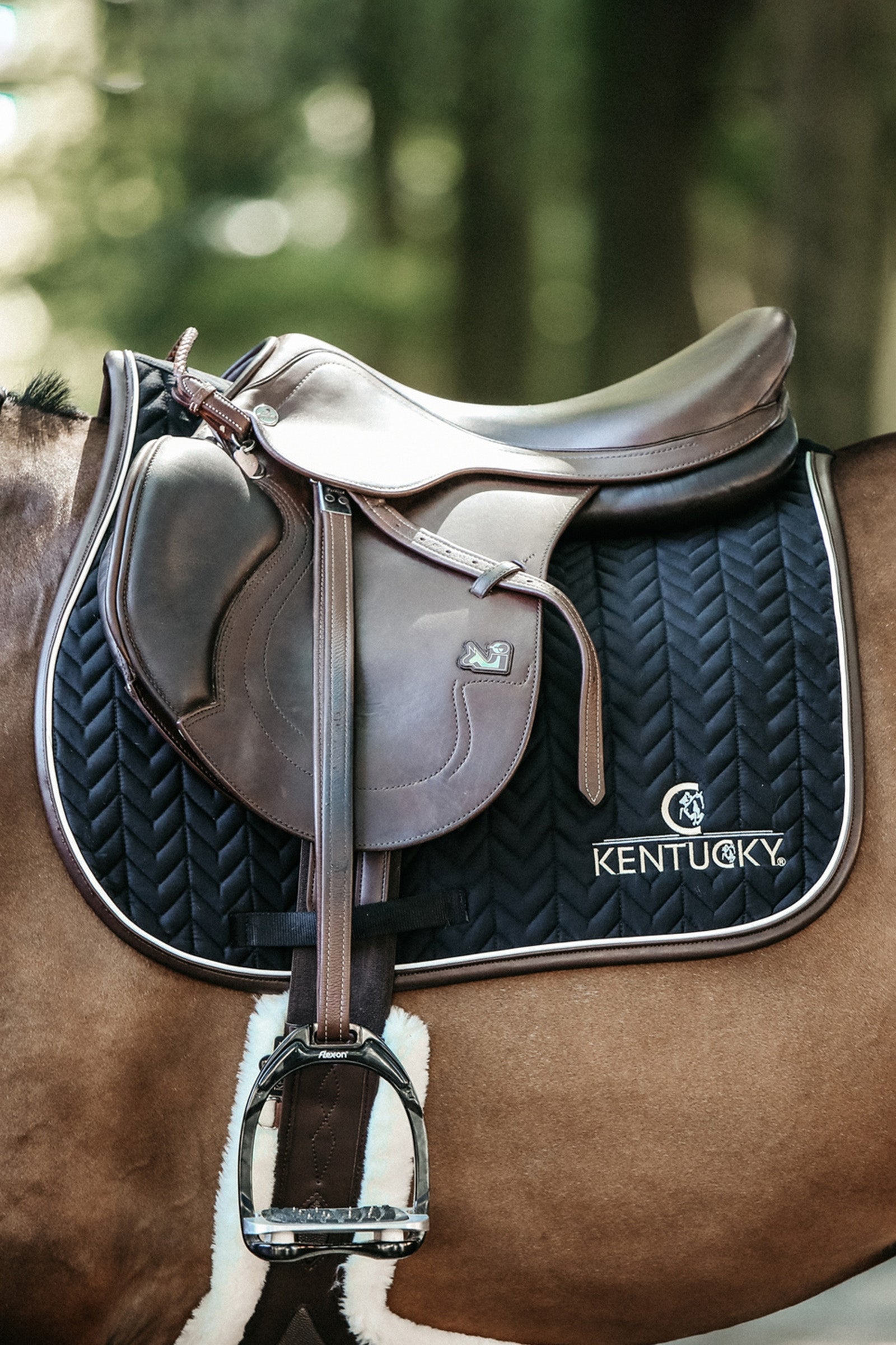 Kentucky Horsewear Saddle Pad Leather Fishbone Jumping Saddle Pads