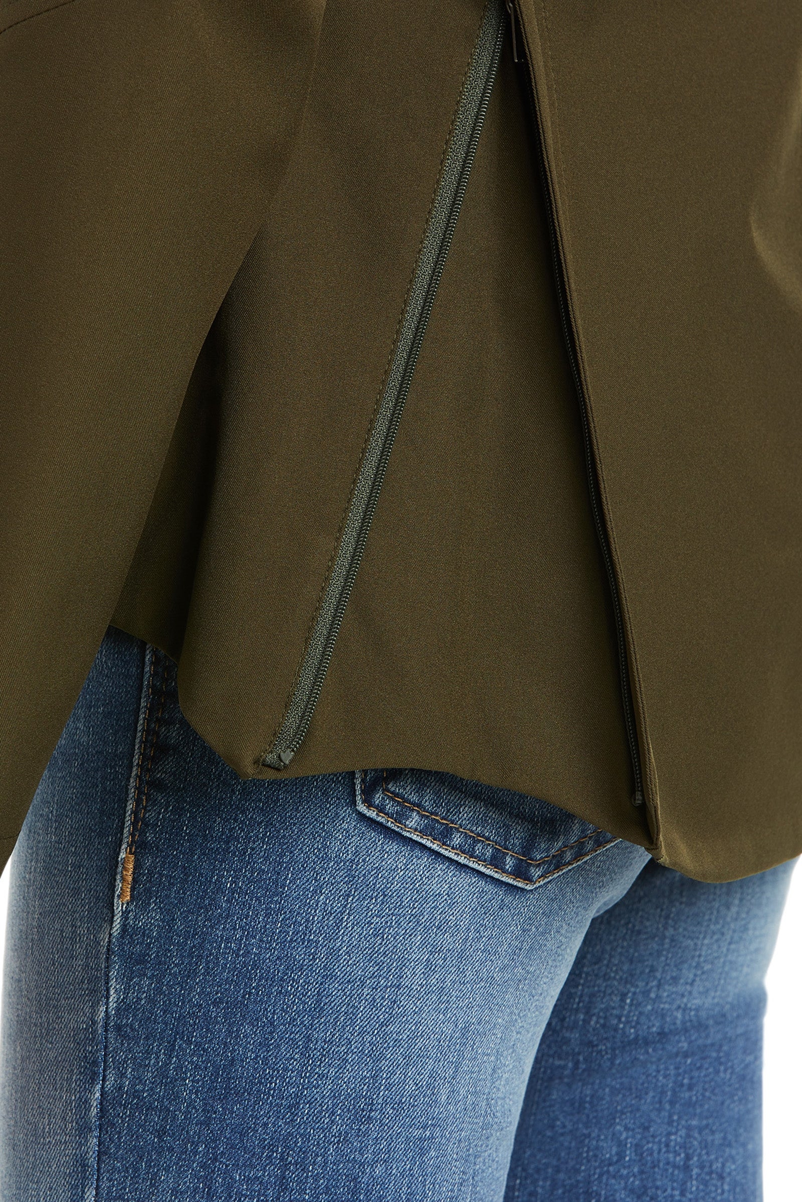 Ariat Coastal Women's Waterproof Jacket Women’s Riding Clothing