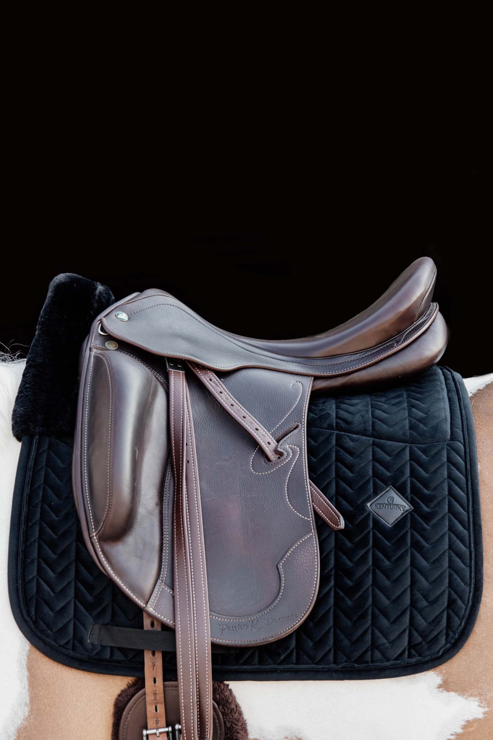 Kentucky Horsewear Velvet Skin Friendly Dressage Saddle pad Saddle Pads