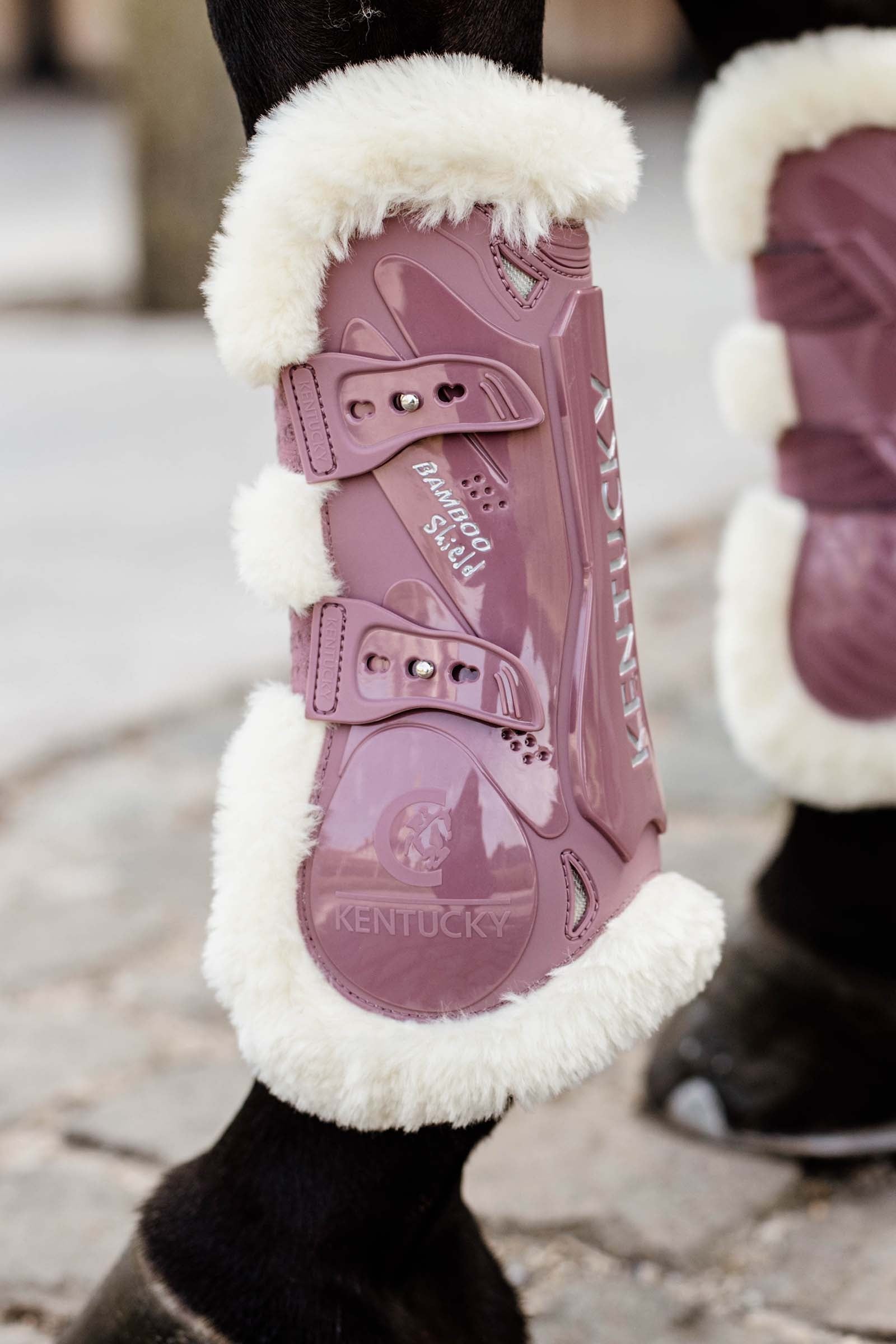 Kentucky Horsewear Vegan Sheepskin Bamboo Elastic Tendon Boots Leg Protection & Hoof Protection for Horses