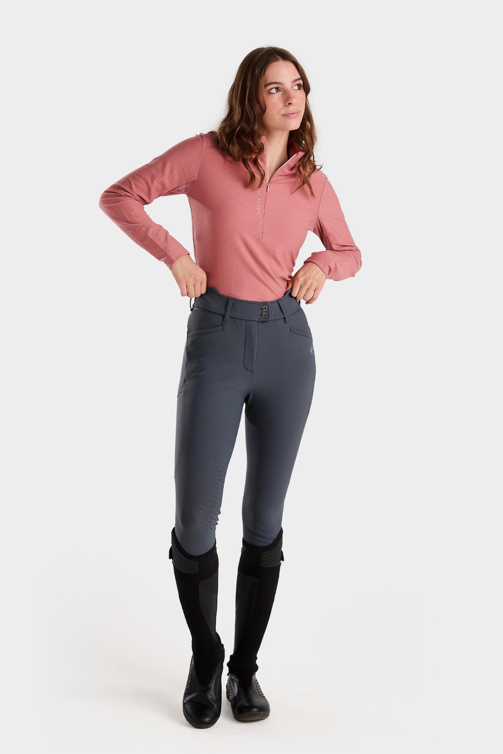 Model shot 4