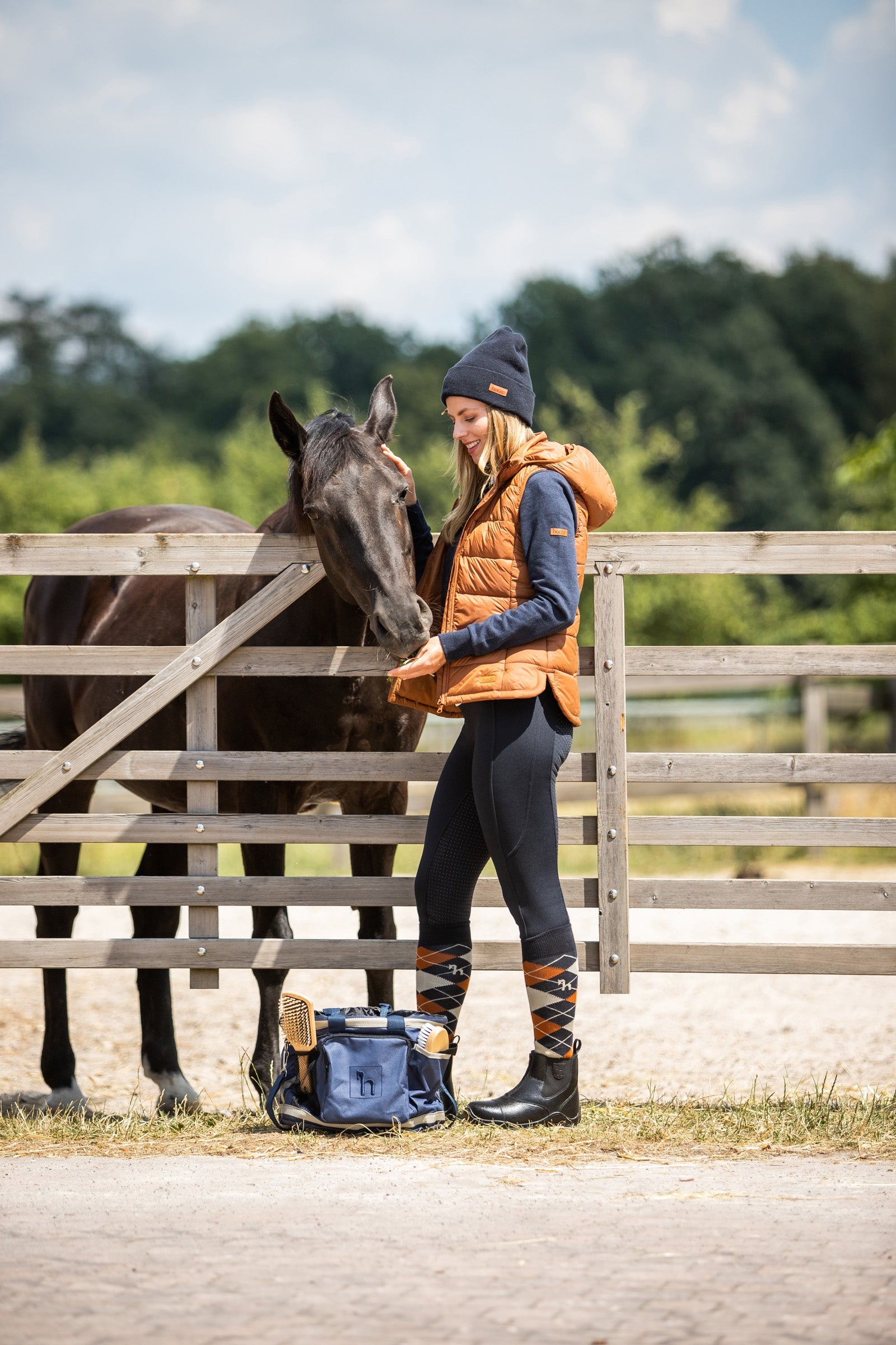 Horze Sandnes Grooming Bag Horse Grooming Tools