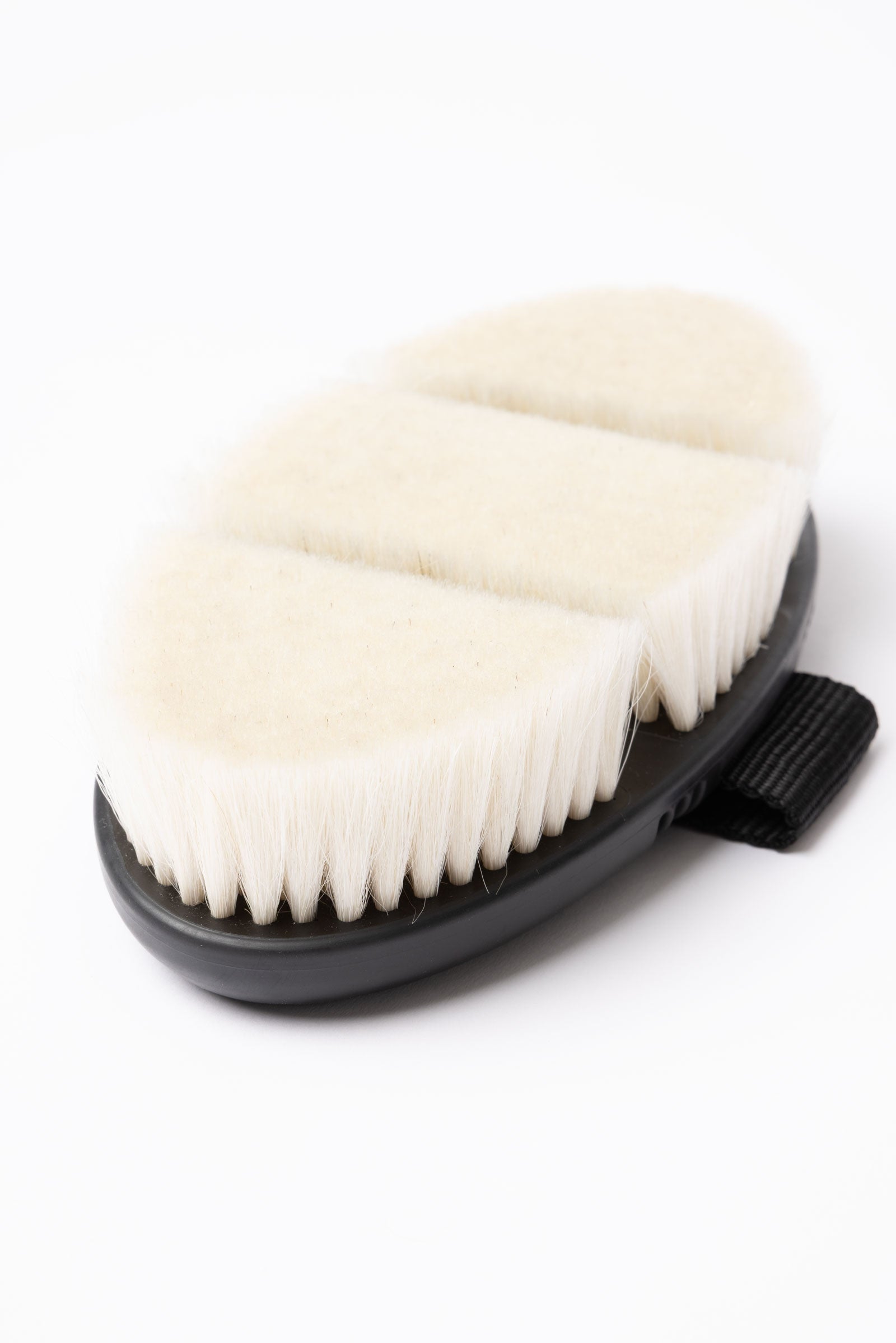 Horze Swipe spazzola per il corpo flessibile con setole morbide Accessori per la toelettatura