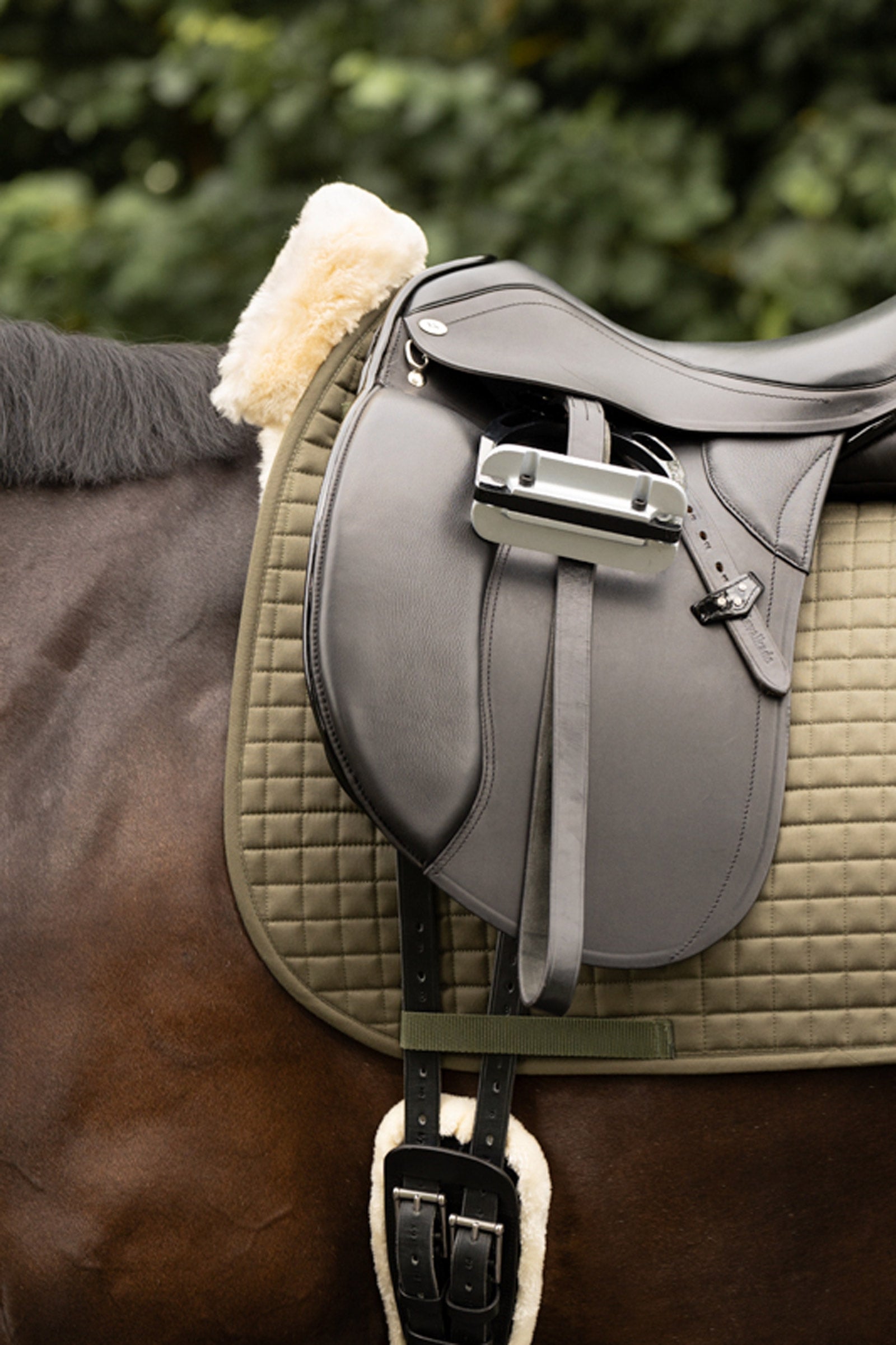 Kavalkade Lambskin Half Pad With Inside Pockets Saddle Pads