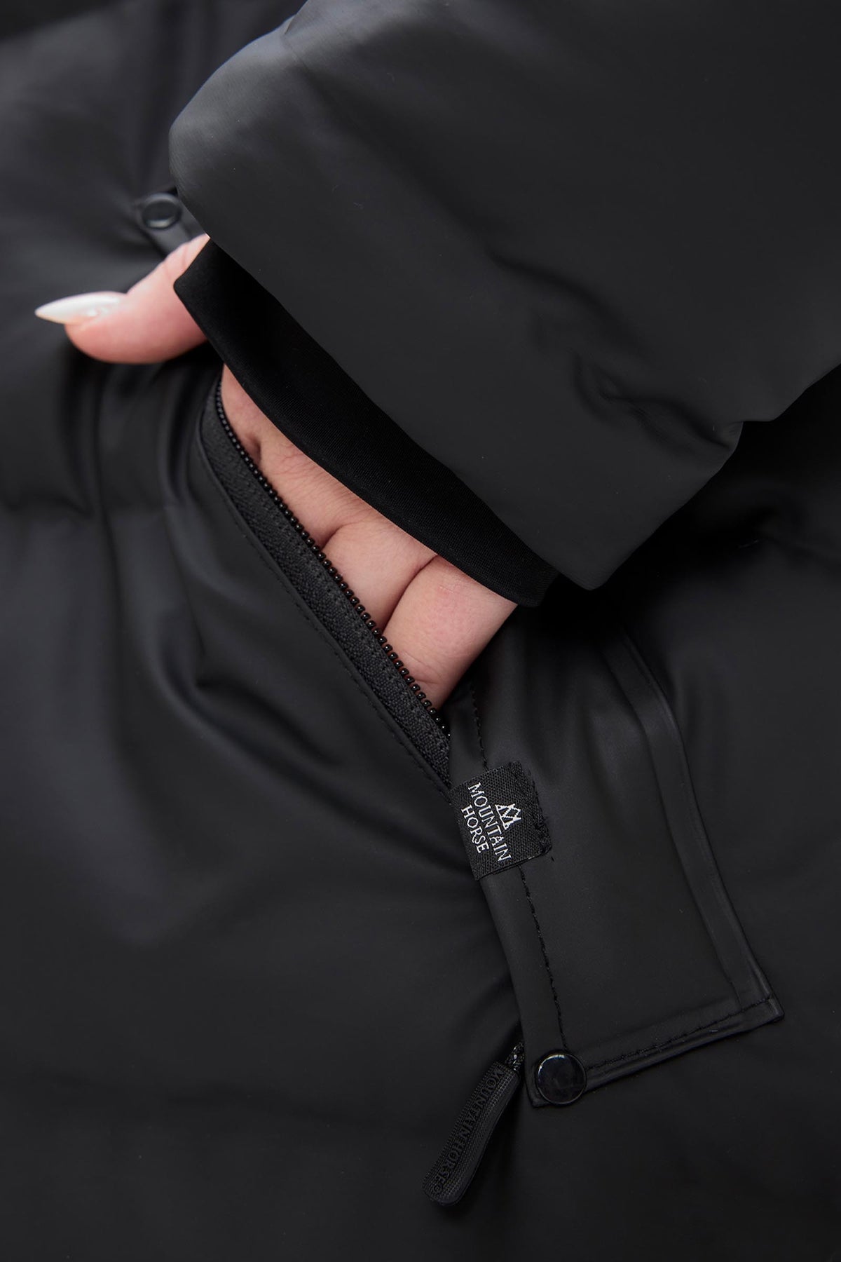 Mountain Horse Blizz Women´s Padded Raincoat Women’s Riding Clothing