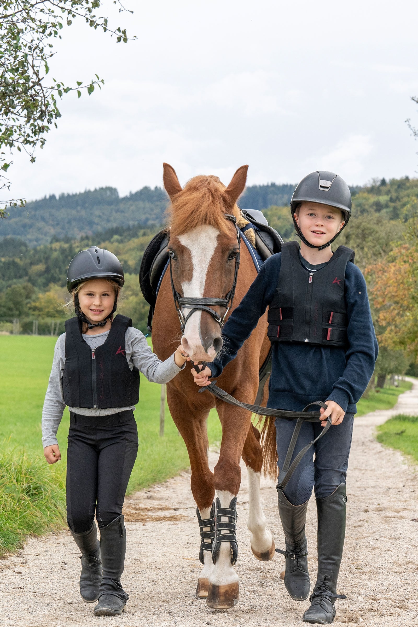 Komperdell Ultra Vario Junior Body Protector Safety Equipment