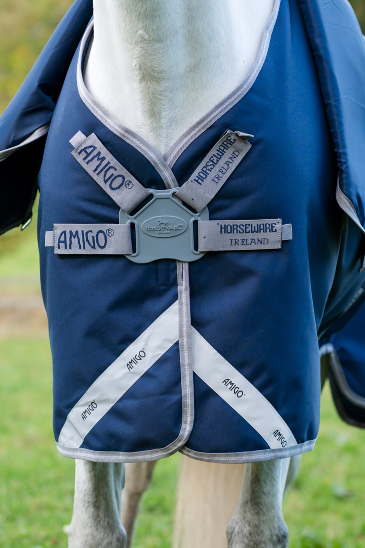 Horseware Amigo 1200D FieldSafe Plus Turnout With Detachable Neck, 50 g Horse Rugs