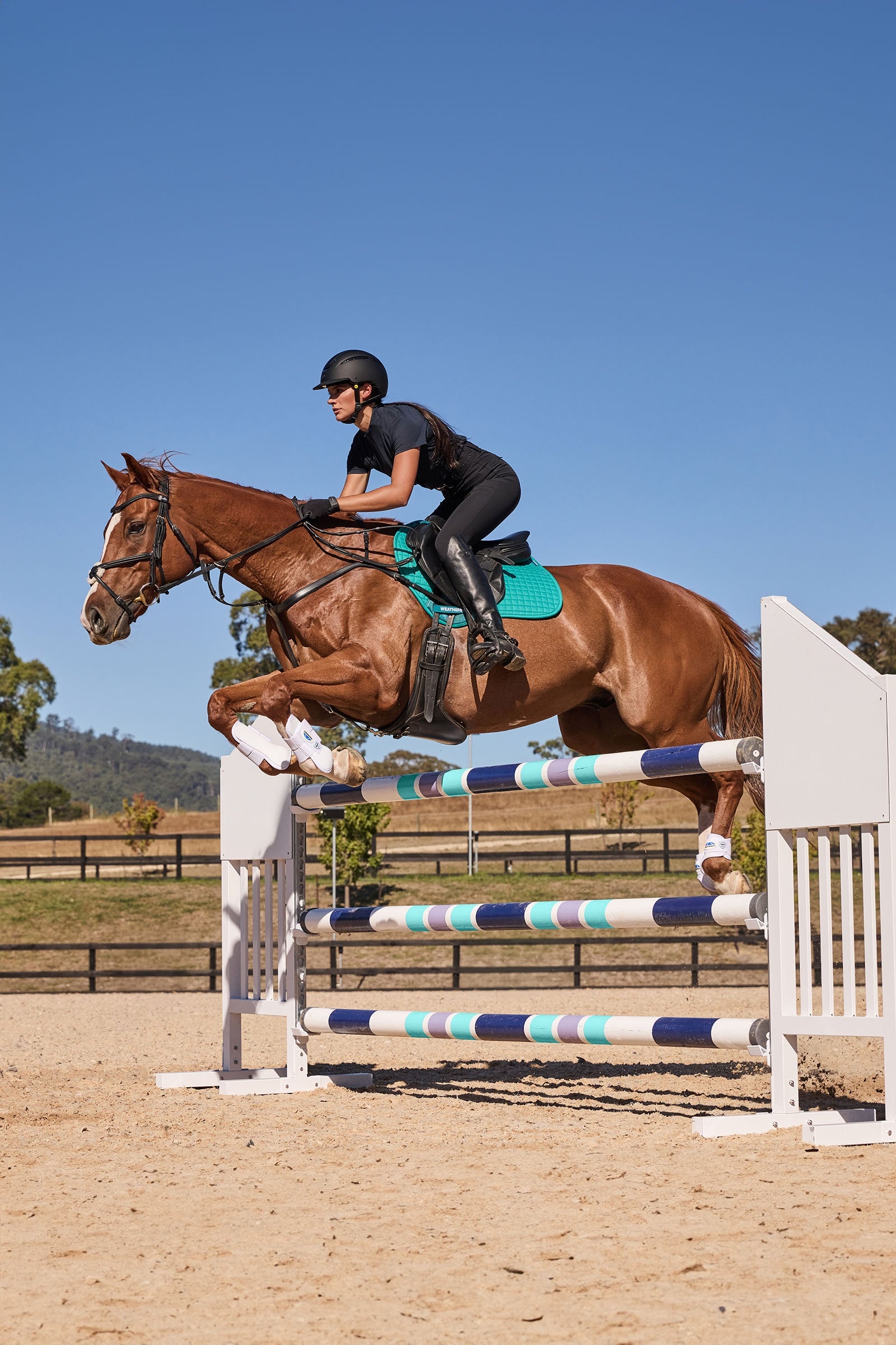 Weatherbeeta Prime Air-Tec Jump Shaped Saddle Pad Saddle Pads