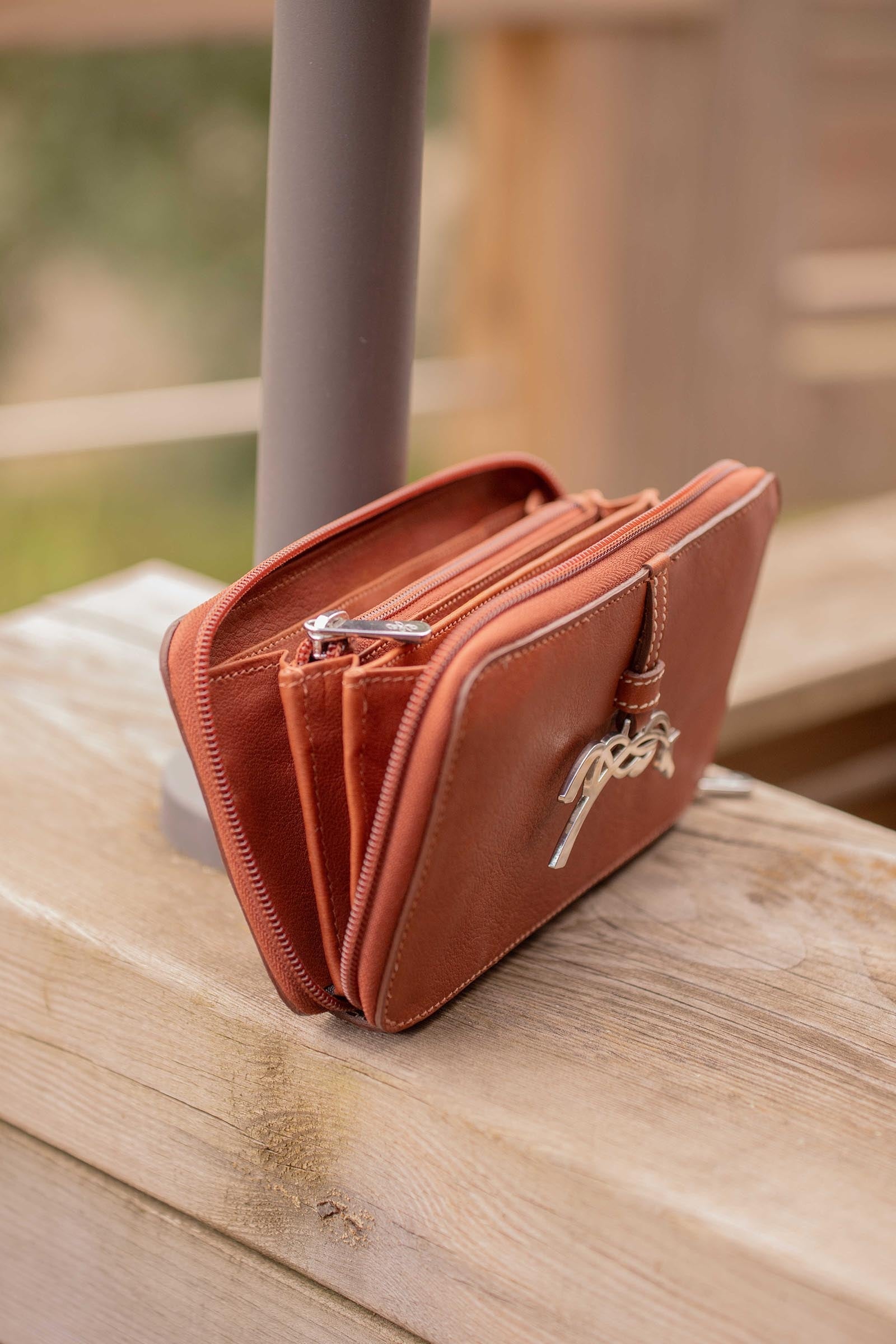 PENELOPE Vittoria Wallet Accessories
