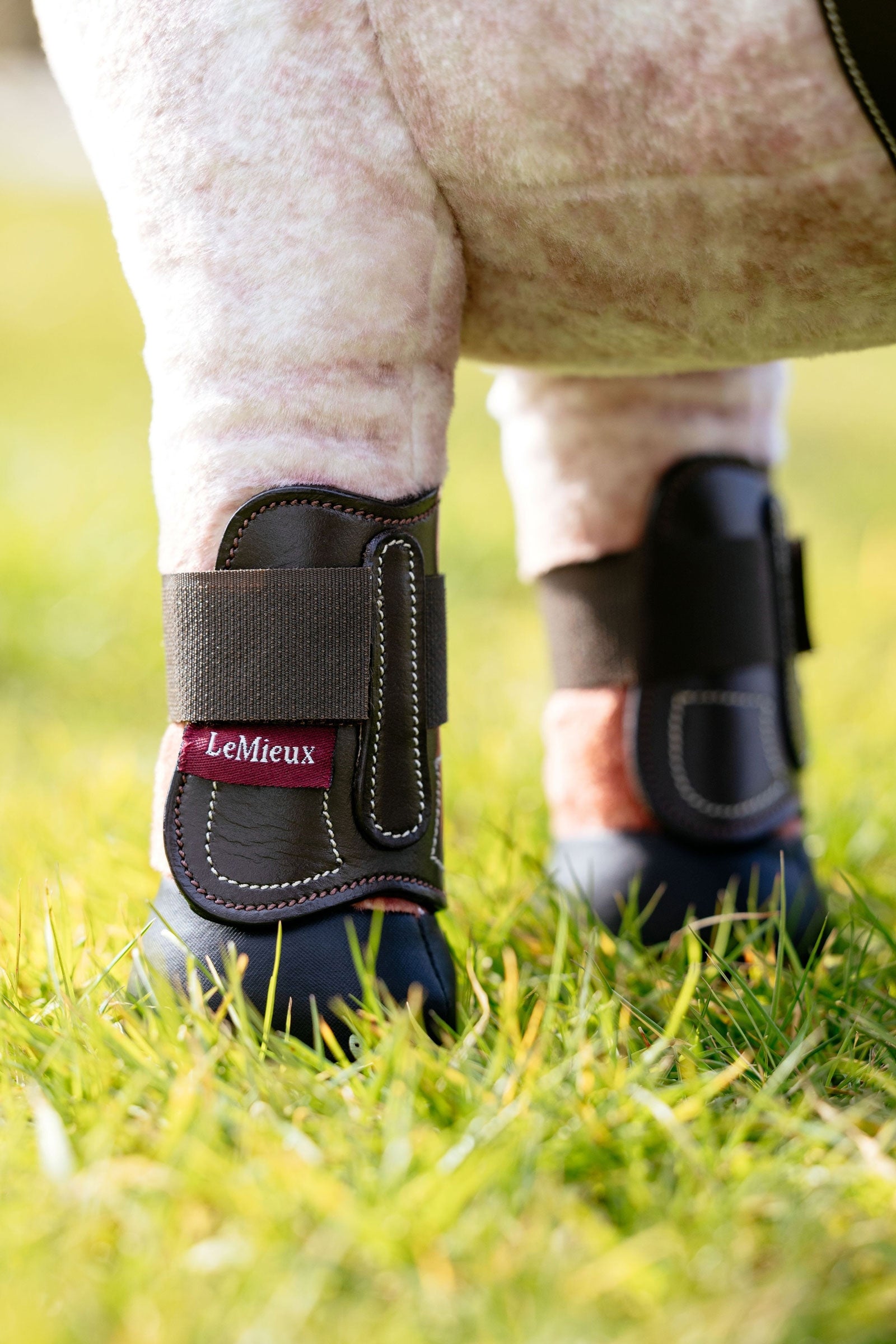 LeMieux Capella Horse Boots For Toy Pony Gifts & Toys