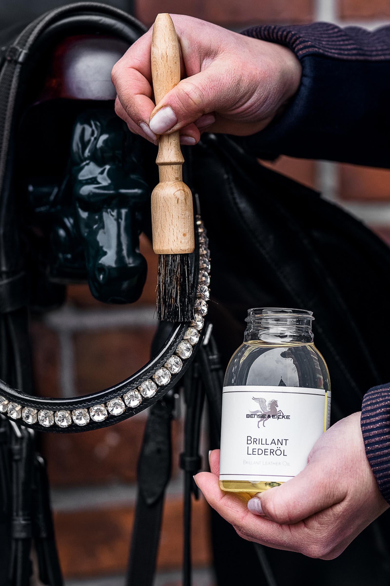 Bense & Eicke Brilliant Leather Oil, 250ml Horse Health Care