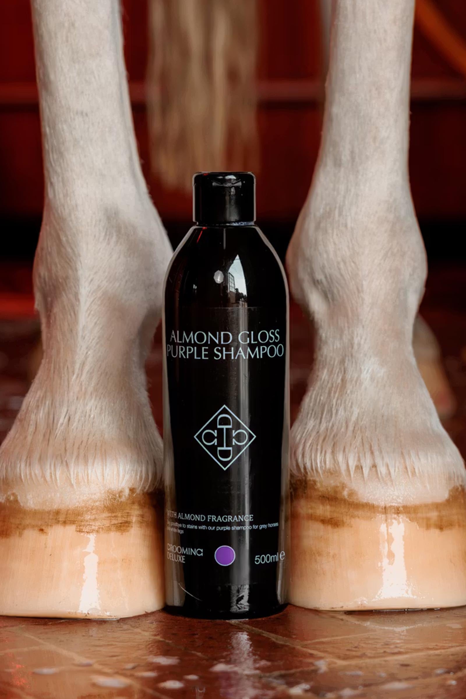 Grooming Deluxe Almond Gloss Purple Shampoo, 500 ml Horse Health Care