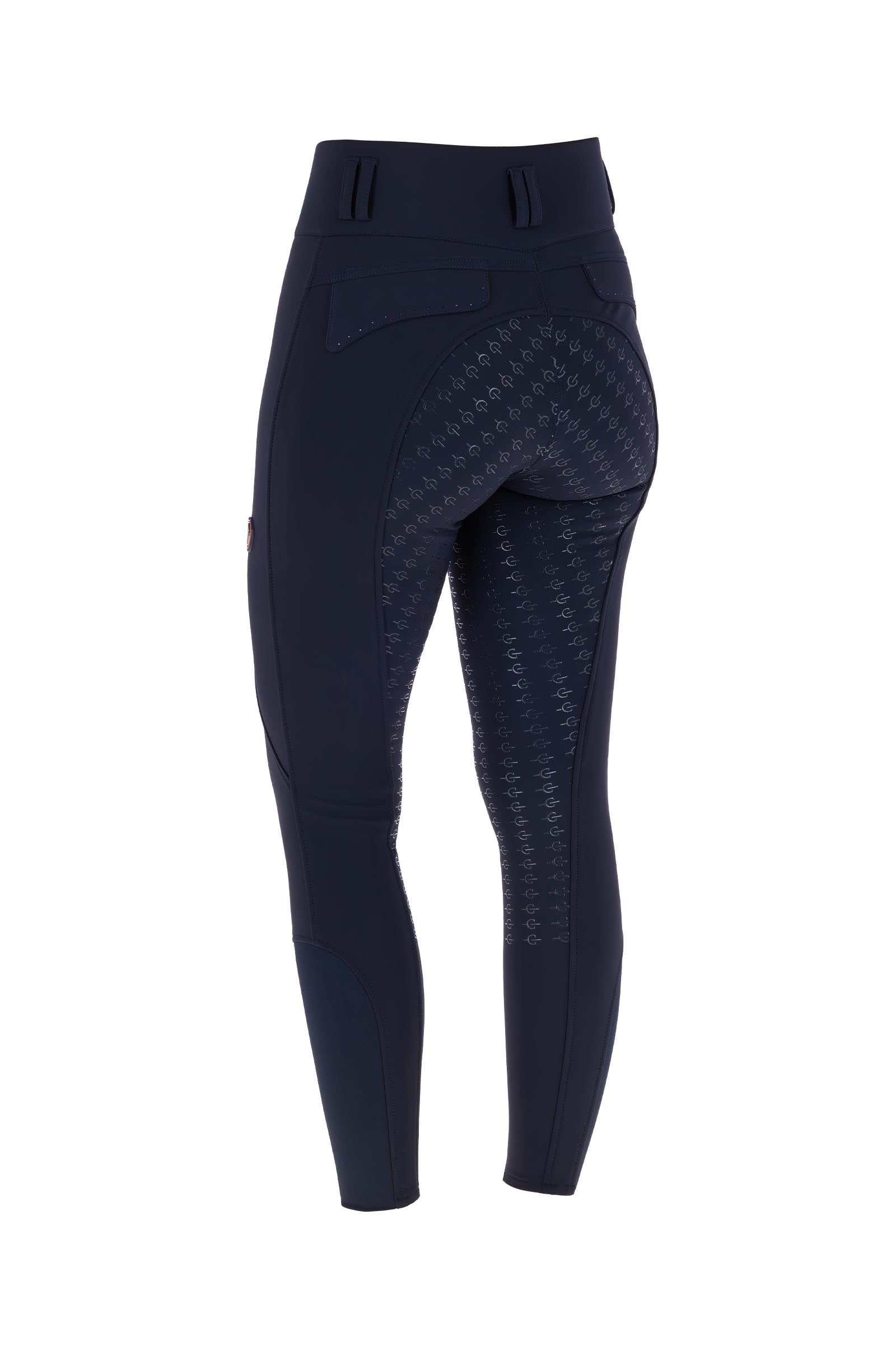 Pack shot 3