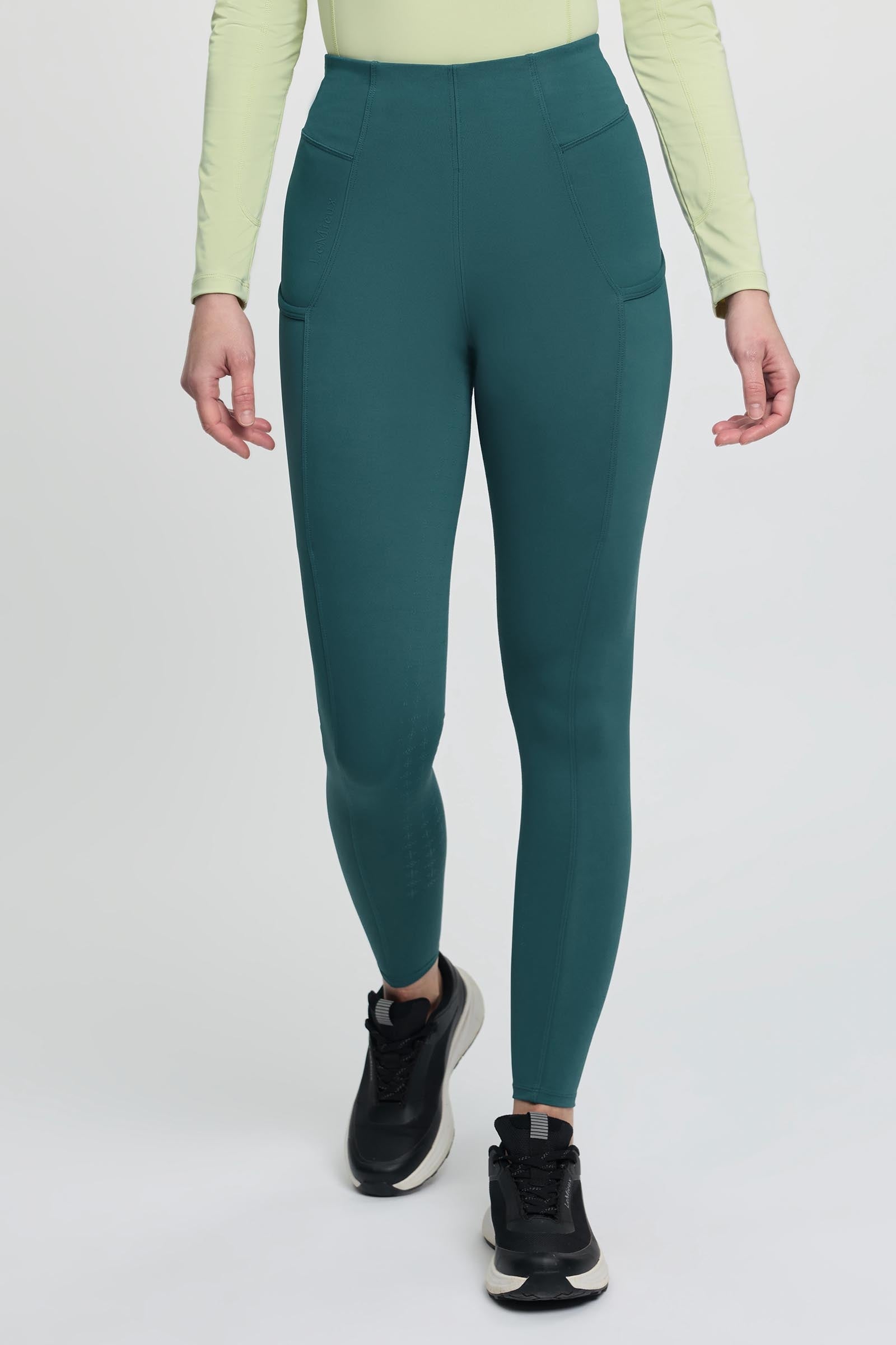 LeMieux Naomi Women´s Pull On Breeches Womens Breeches