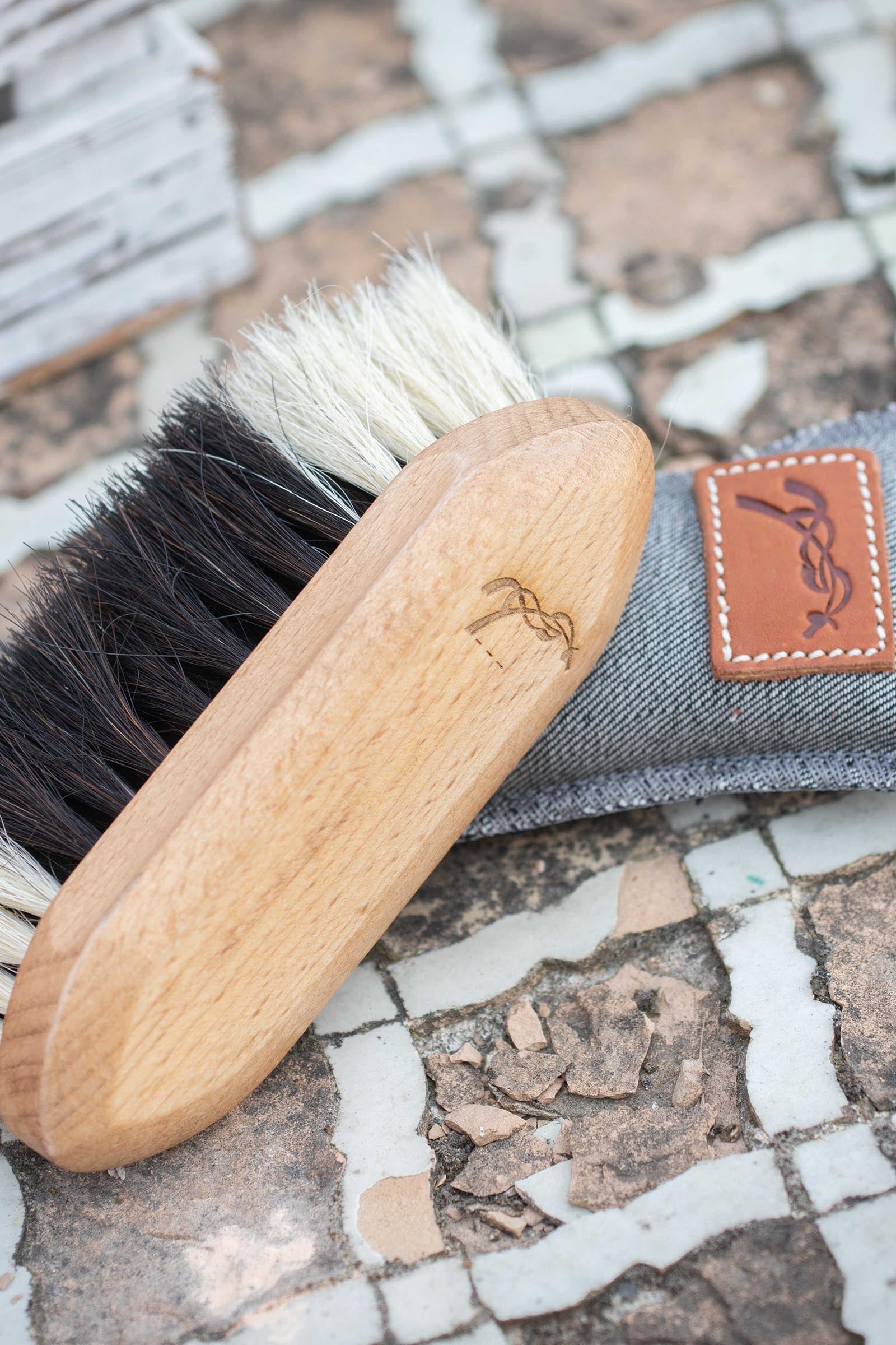 PENELOPE Soft Dandy Brush, Small Horse Grooming Tools